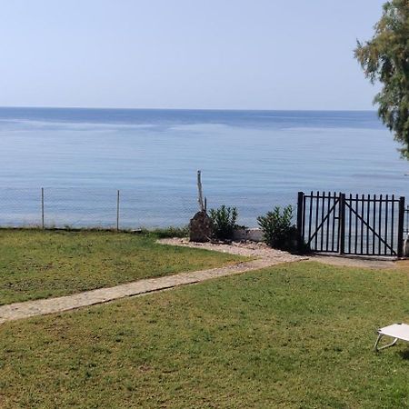 Sea Esta Holiday Home Néa Szkióni Kültér fotó
